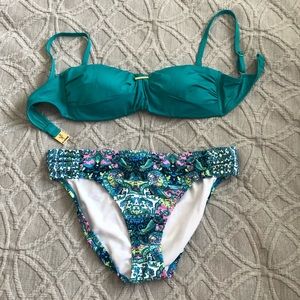 Kenneth Cole 2 pc women’s swimsuit sz M/L